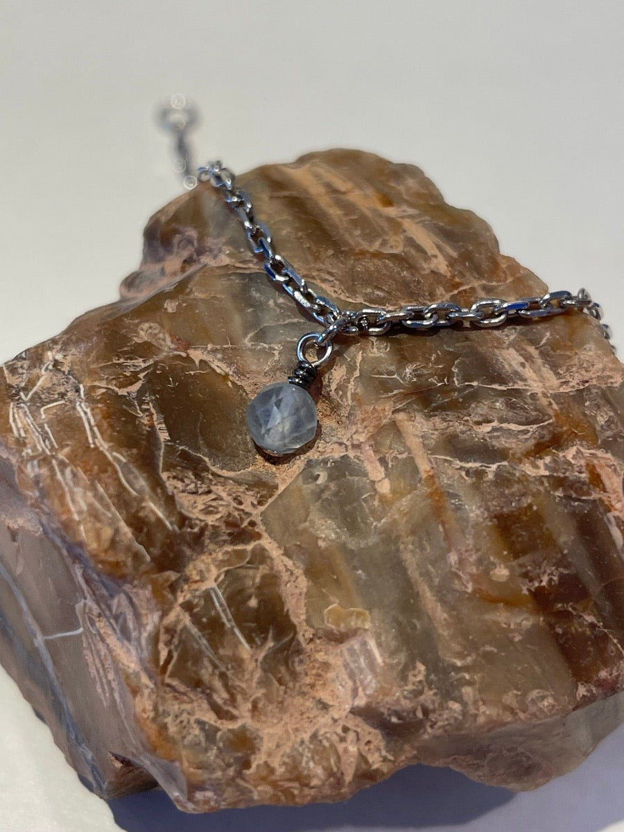 zilveren armband met aquamarijn geboortesteen maart