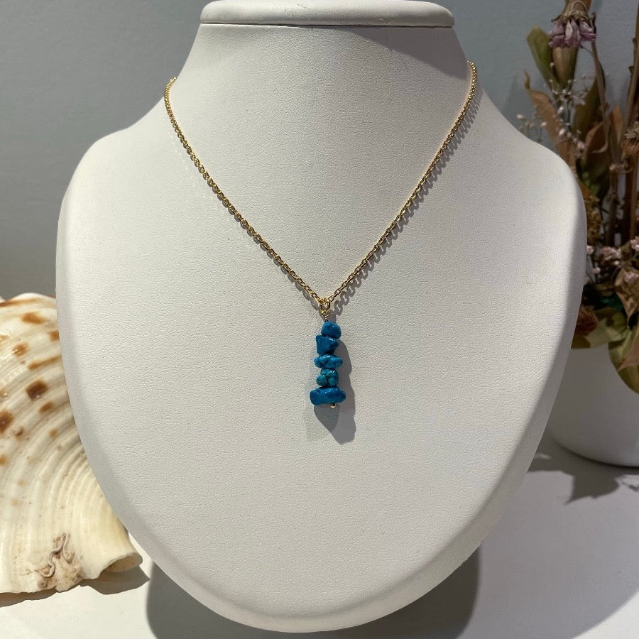 Vergulde ketting met hanger turkoois