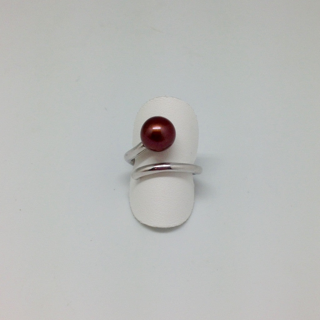 Ring Hundertwasser met chocoladekleurige zoetwaterparel en diamant vooraanzicht