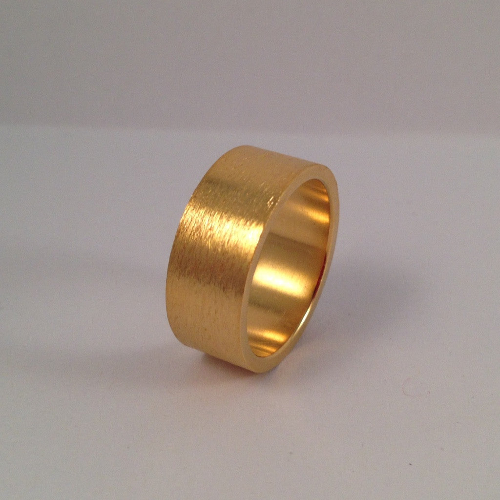Ring Miami Ice 8 mm breed verguld zijaanzicht