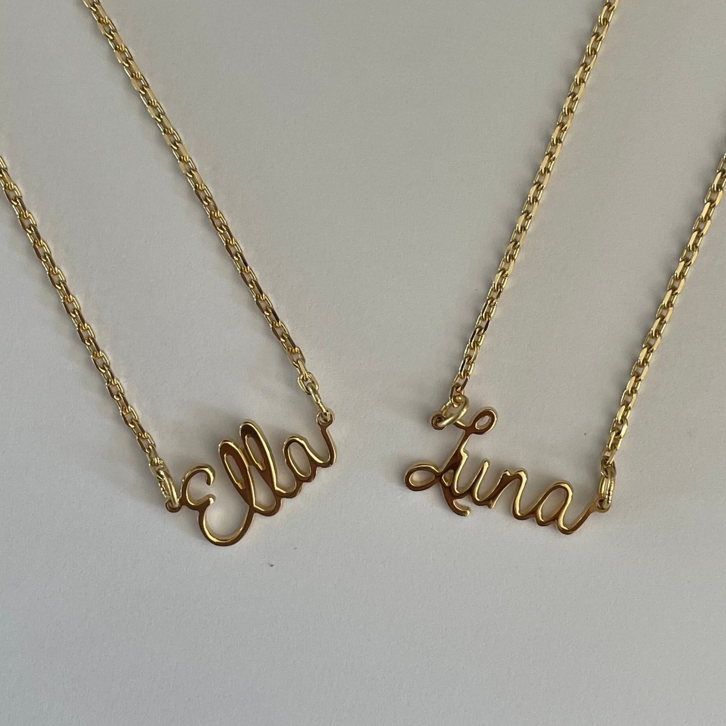 Naamkettingen met Forza ketting en naam Ella en Luna