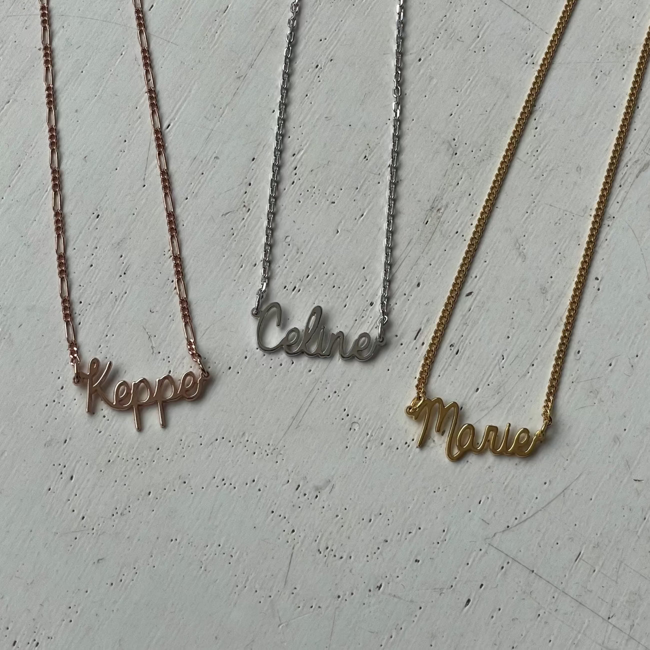 Naamketting in zilver verguld en rood verguld